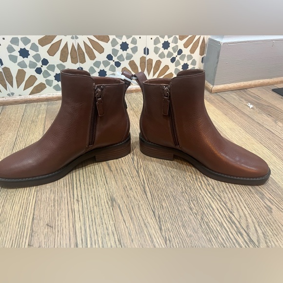 NWT Cole Haan Leather Waterbroof River Chelsea Bootie- Brown Size 6 - Picture 8 of 12
